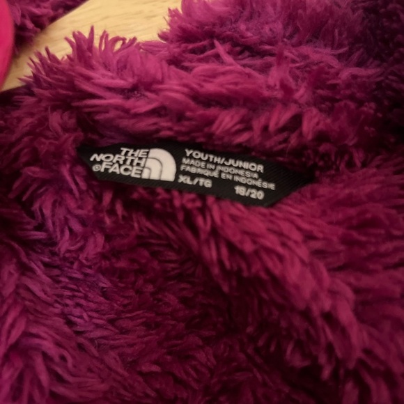 The North Face Down Zip Up Youth XL NWOT 
Pink - Picture 4 of 5